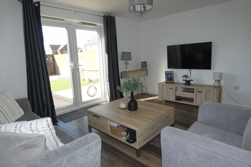 Lounge- click for photo gallery